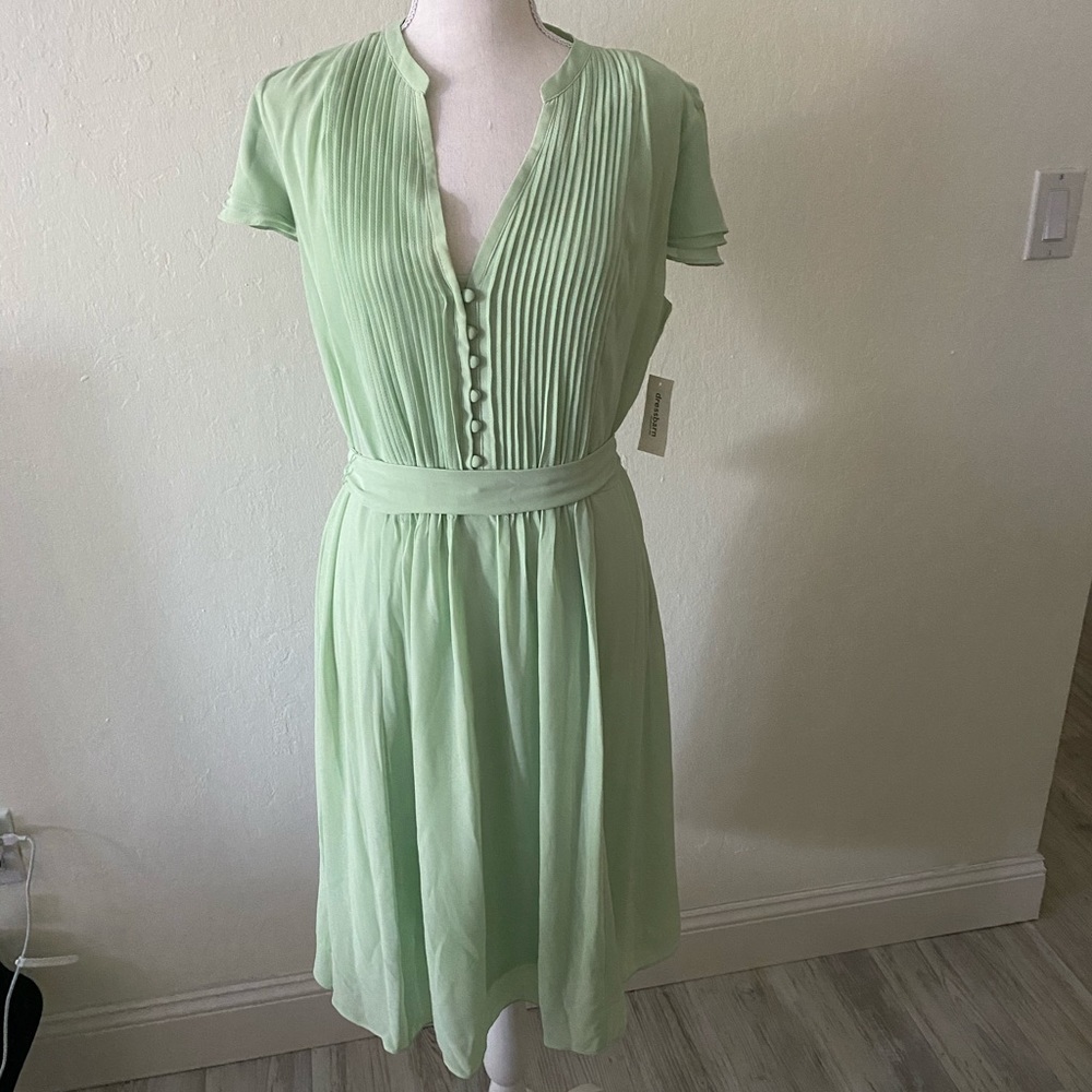 Green dress
